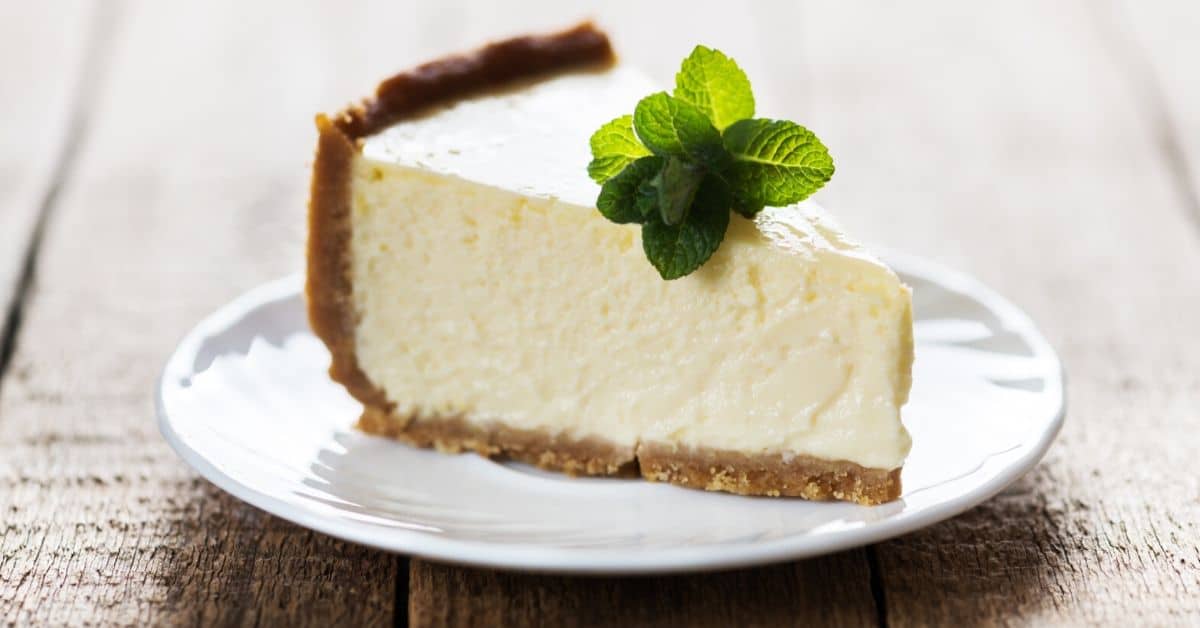 Can You Freeze Cheesecake? How to Defrost Properly