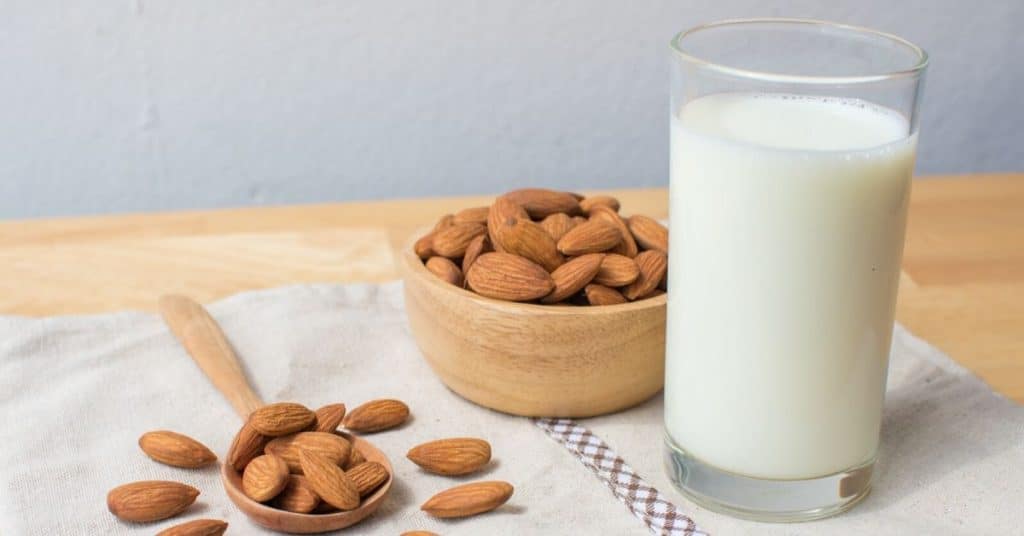 Almond Milk: How To Thaw and Freeze The Right Way | Kitchenous