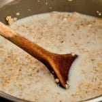 2 Best Ways To Reheat Oatmeal For a Delicious Healthy Breakfast